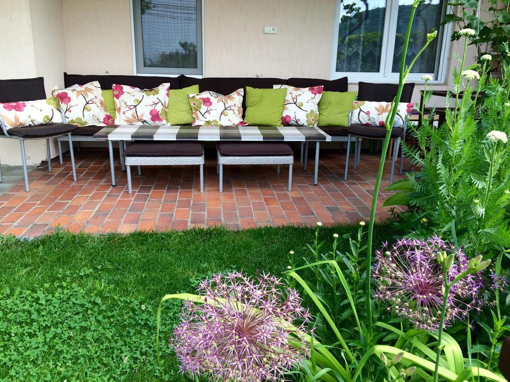 Pension Crhan Mikulov Exterior photo